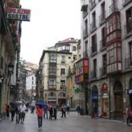 Apartamento Con Posibilidad Parking Con 3 Y 2 Banos 5 Personas