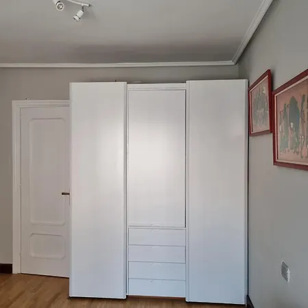 Con Posibilidad Parking Con 3 Y 2 Banos 5 Personas Apartament *