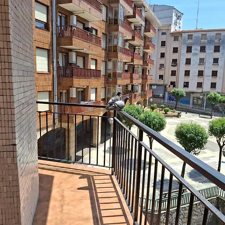 Con Posibilidad Parking Con 3 Y 2 Banos 5 Personas Apartment *