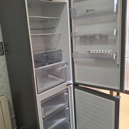 Apartment Con Posibilidad Parking Con 3 Y 2 Banos 5 Personas *