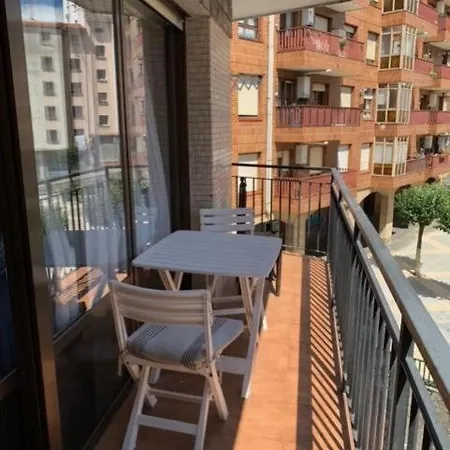 Grande Con Posibilidad De Garage Con 2 Banos Y 2 Terrazas Apartmán Bilbao
